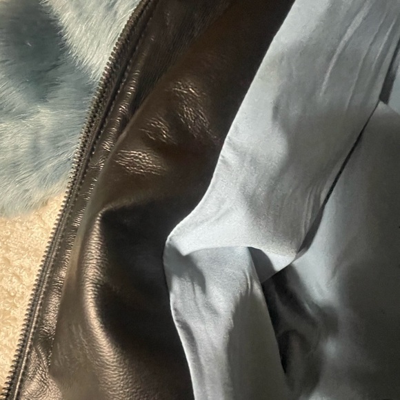 Express Faux Fur Bomber Jacket - Picture 10 of 10